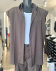 COORDINATO SMANICATO CON BERMUDA