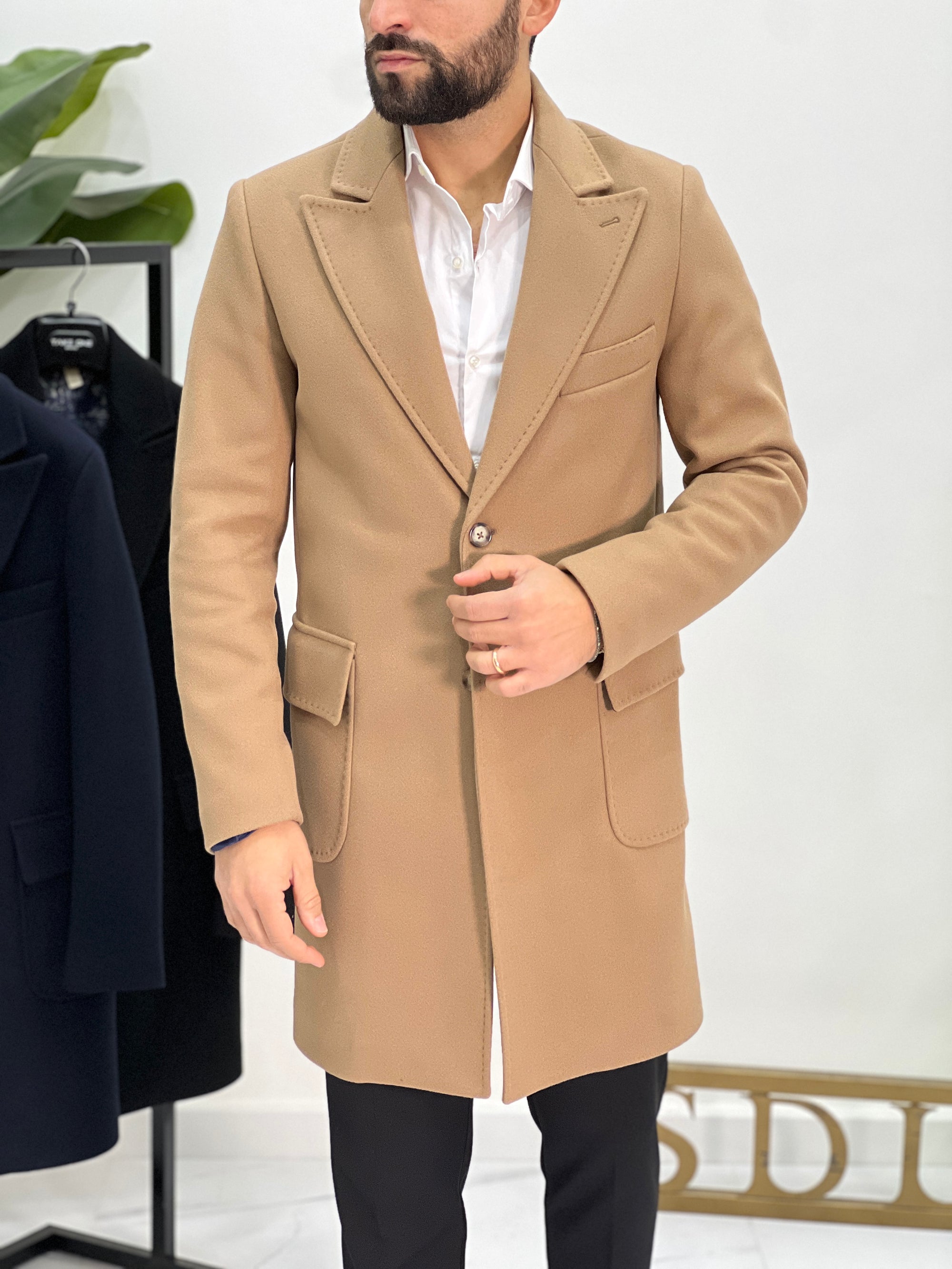 CAPPOTTO MONOPETTO CON MARTINGALA